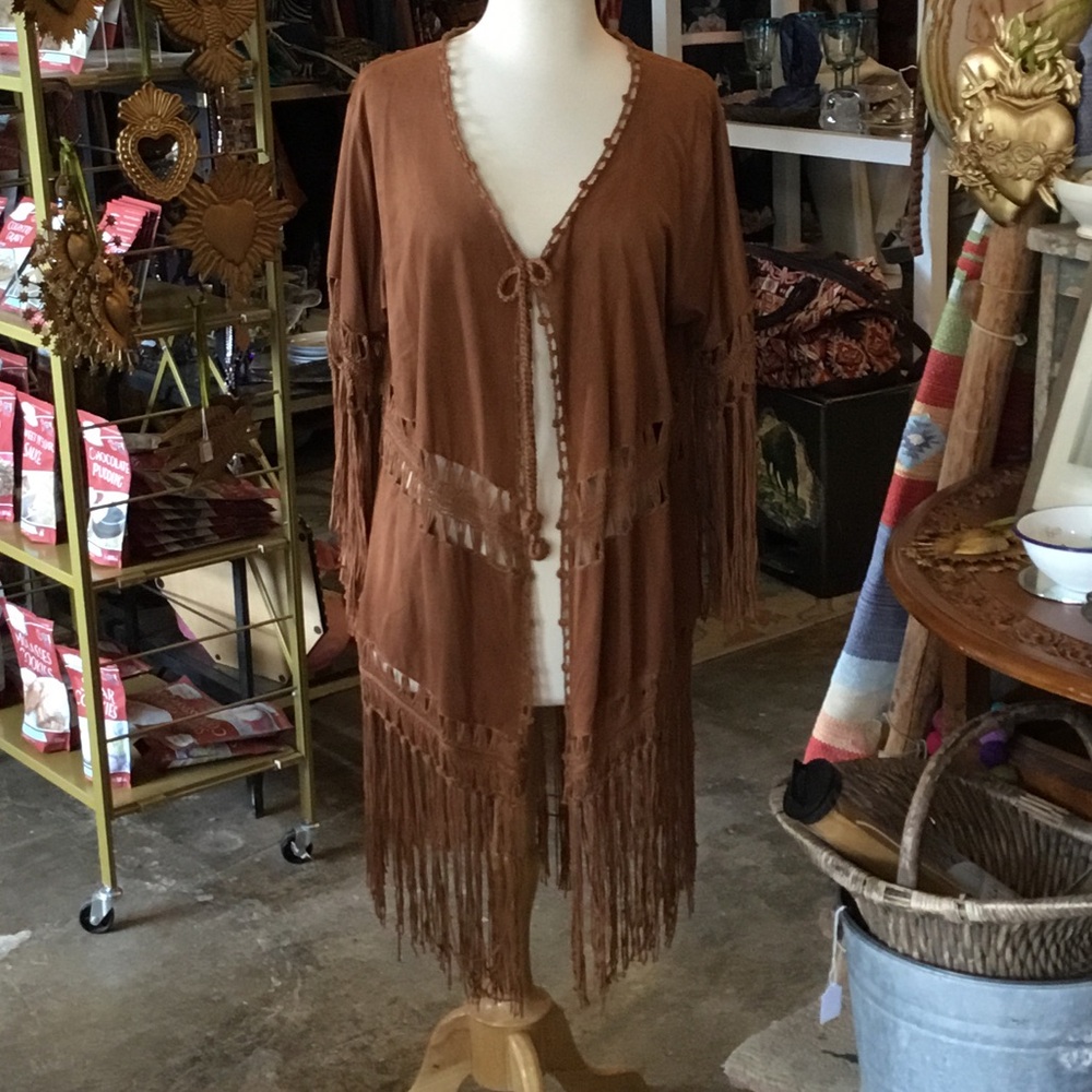 0257 Amanda‘s brown fringe crochet cardigan; GUC Size M/L
